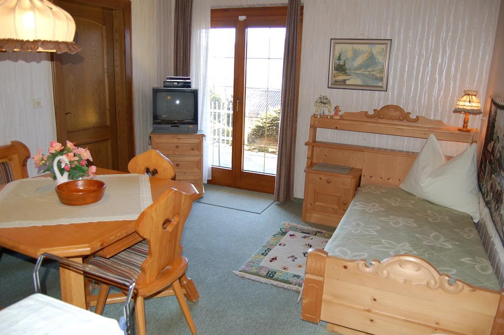 דירות מילסטאט Haus Elfriede חדר תמונה